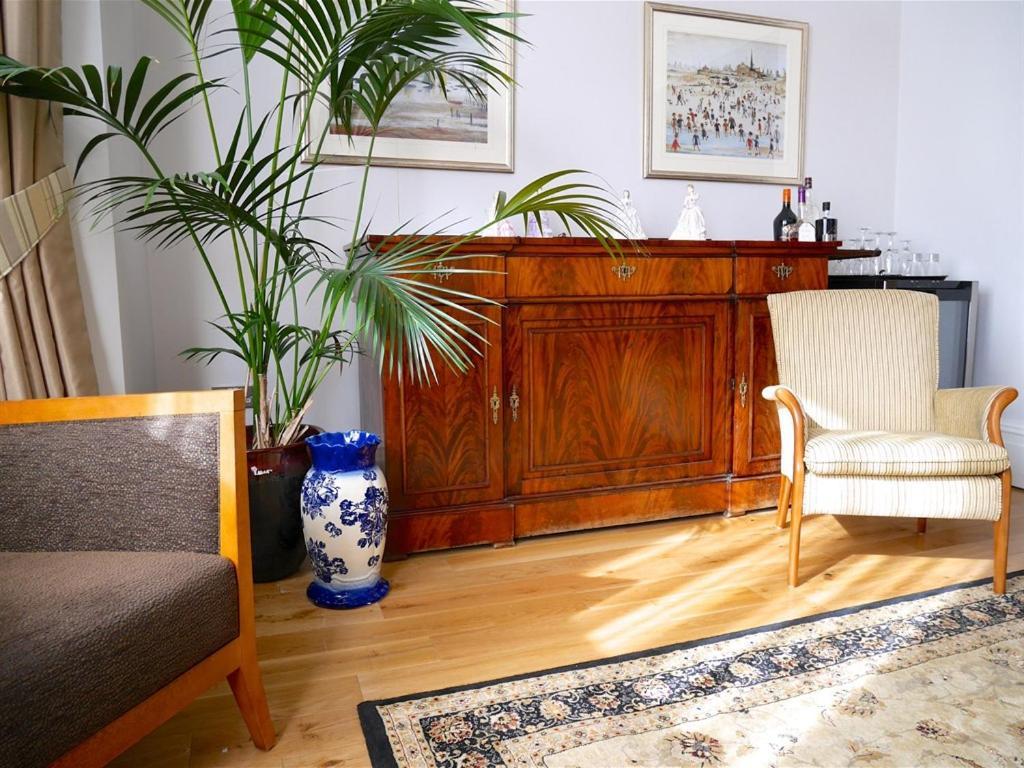 The Redstone Guesthouse 블랙풀 외부 사진